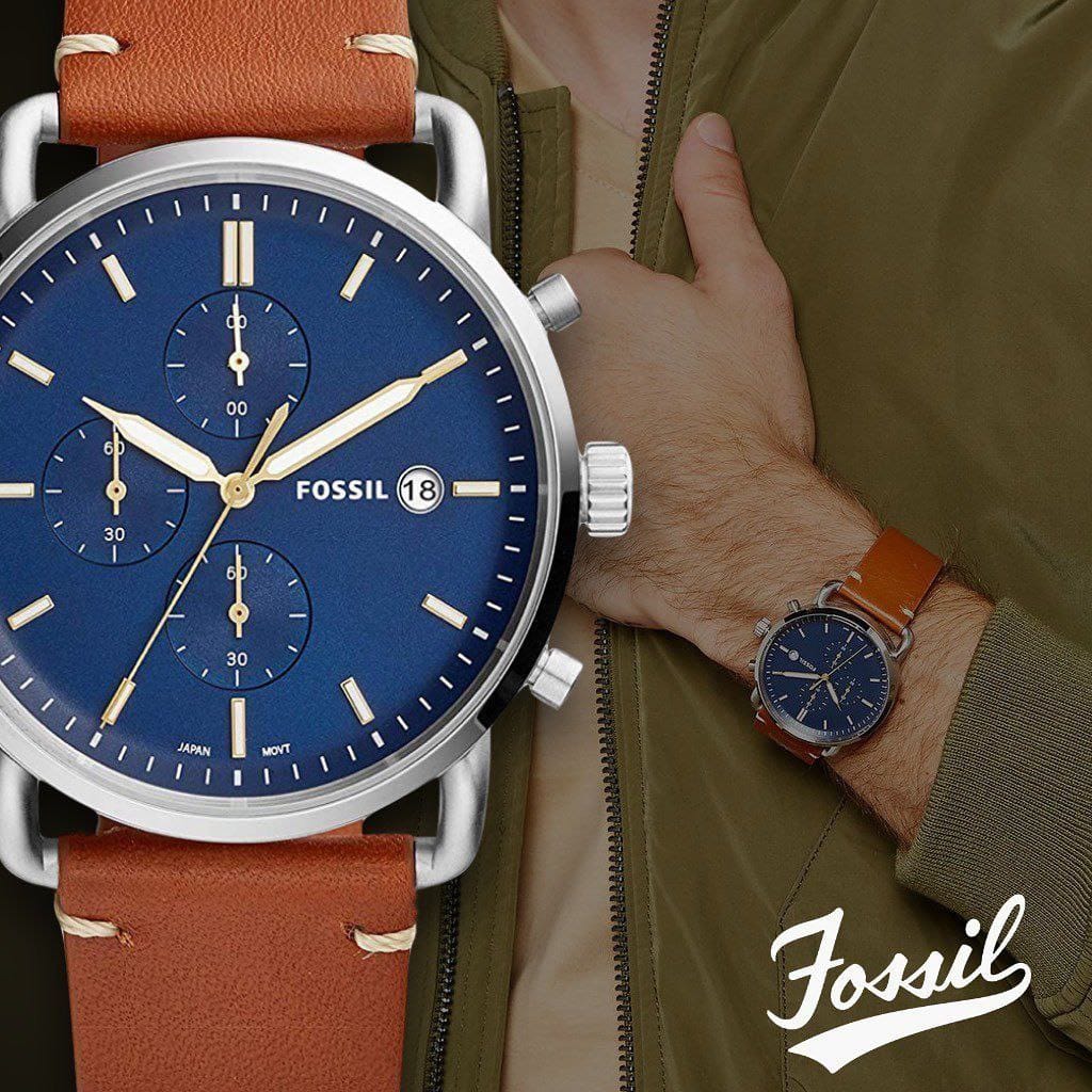 Fossil Chronograph Watch – Navy Blue Dial with Tan Leather Strap